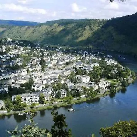Am Moselufer By Interhome Nyaraló *